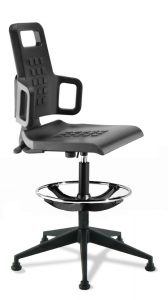 fauteuil opérateur en polyuréthane avec repose pieds