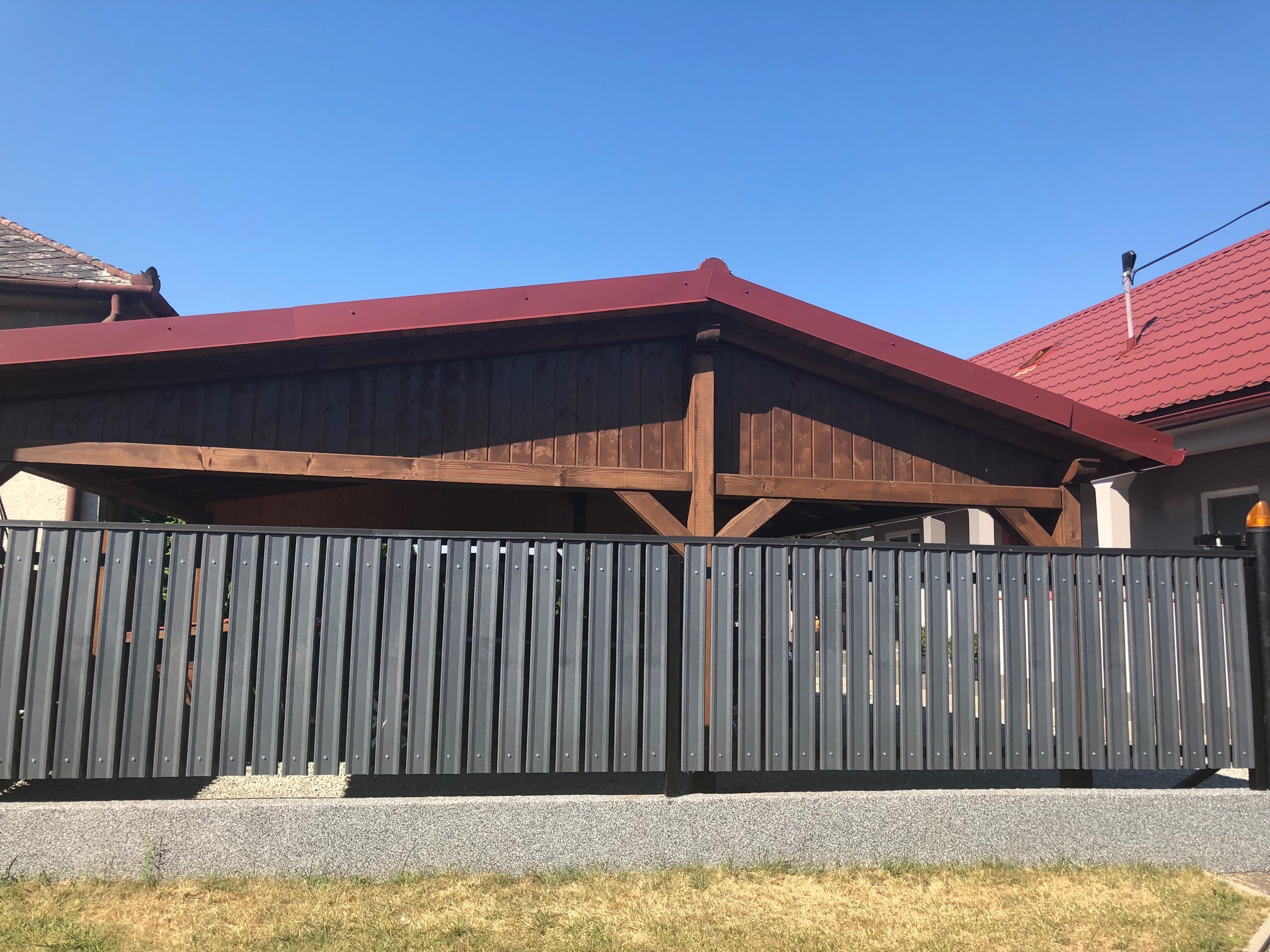 Planches pour les clôtures et barrières 