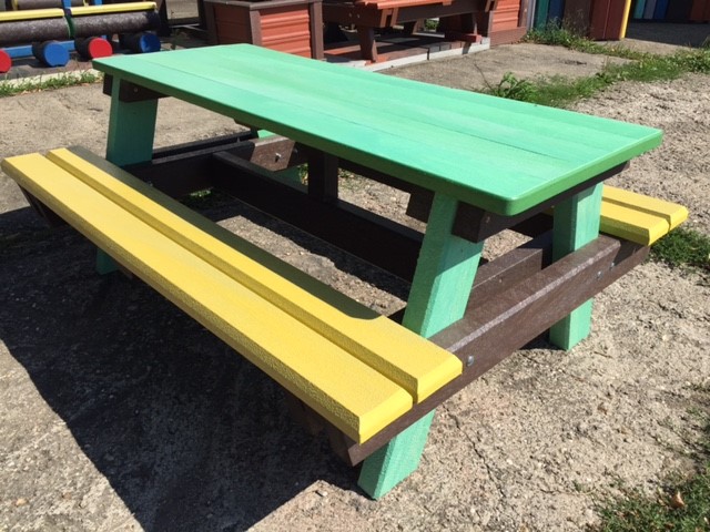 S02EM Table Pique-Nique MATERNELLE